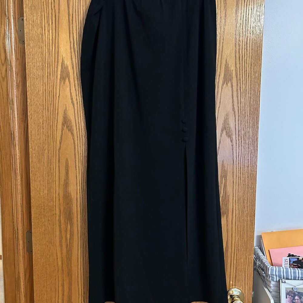 Alex Evenings 1x  black skirt with button detail